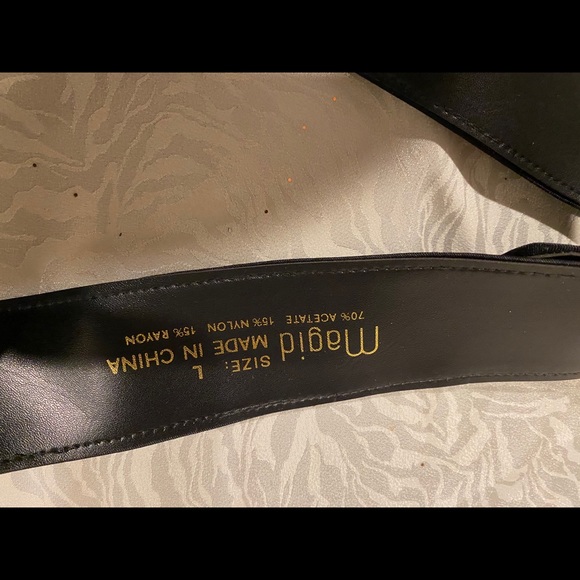 Ladies Velvet & Satin Magid  Belt diamond buckle - Picture 3 of 3